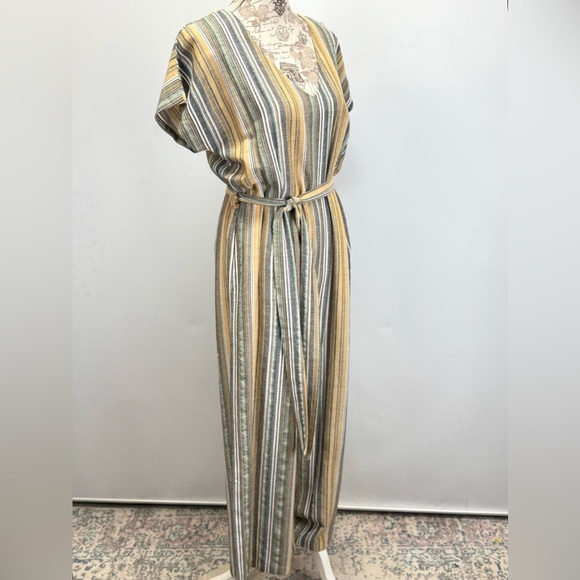 MYSTREE Yellow and Gray stripe wide leg crop Jumpsuit size L - Picture 9 of 14